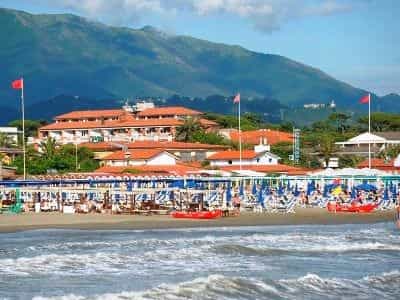 Grand Forte Dei Marmi