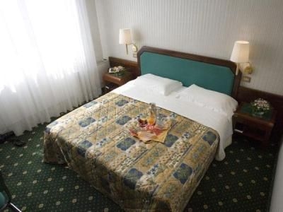 Astoria Milan4