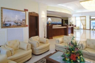 Tiberio Palace3