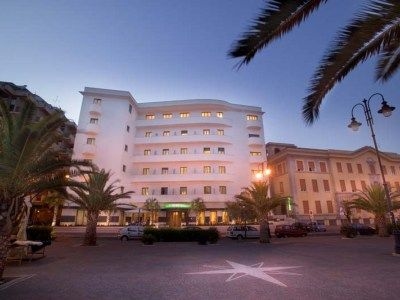 Astura Palace0