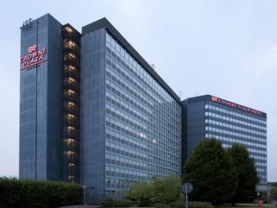 โรงแรม คราวน์ พลาซา มิลาน ลินาเต โดยไอเอชจี (Crowne Plaza Milan Linate By IHG)0