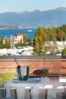 Porto Azzurro3