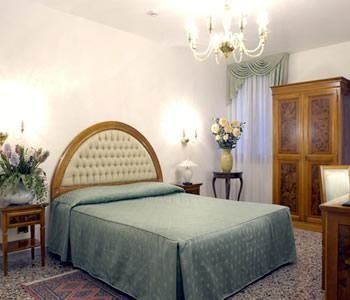 Antica Casa Carettoni0