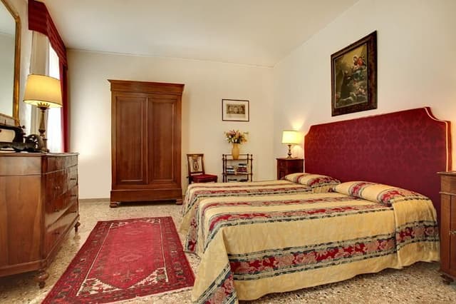 APARTMENT CAPACITY 4 TWO BEDROOMS