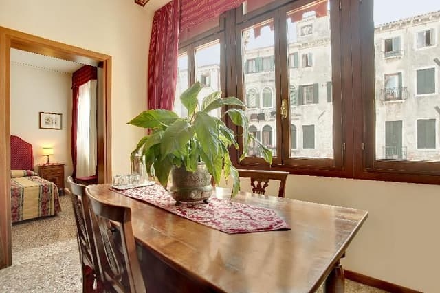 APARTMENT CAPACITY 4 TWO BEDROOMS