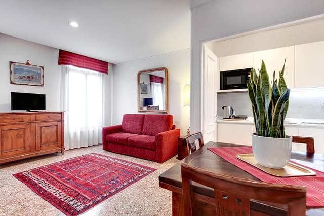 APARTMENT CAPACITY 5 TWO BEDROOMS