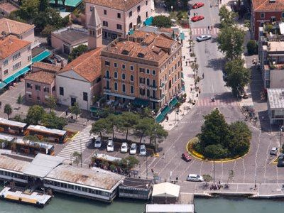 Hotel Riviera0