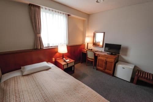 Wide Single Room - Smoking