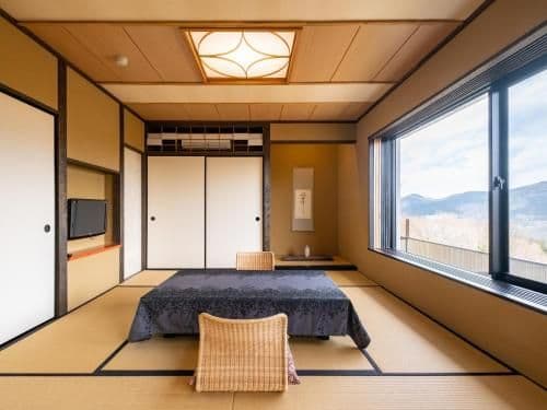 Japanese-Style Room