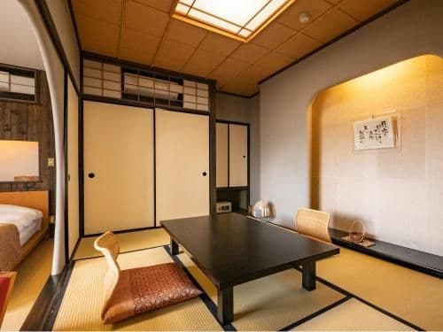 Twin or Double Room with Tatami Area