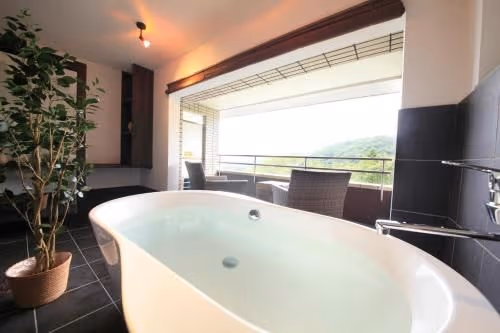 Twin Room with Open-Air Bath
