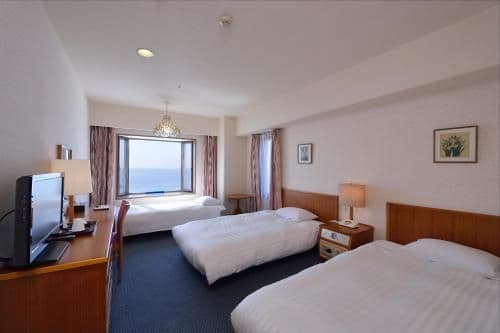 Triple Room with Lake View