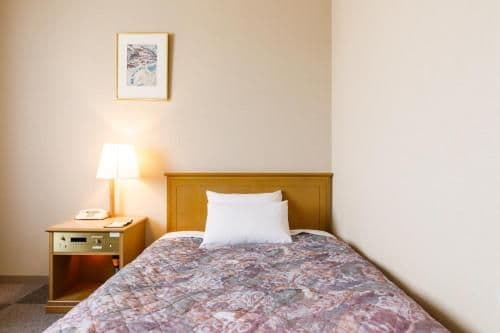Single Room - Non-Smoking