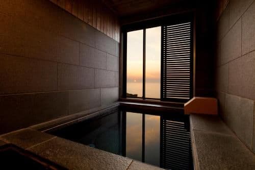Oceanfront Twin Room - Non Smoking
