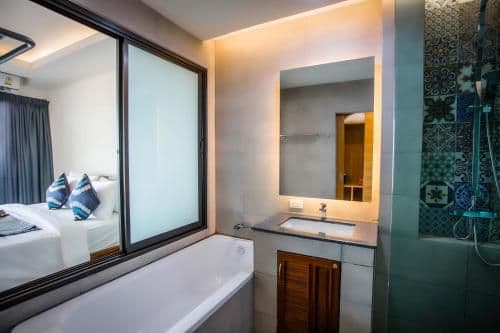 Deluxe Double or Twin Room with Sea View