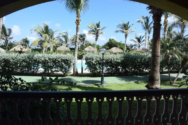 DOUBLE DELUXE BEACH FRONT