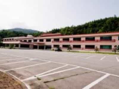 Sorak Kyoyuk Munhwa Hoekwan