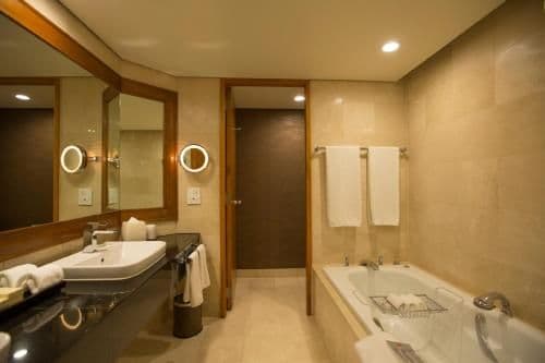 Raffles Suite