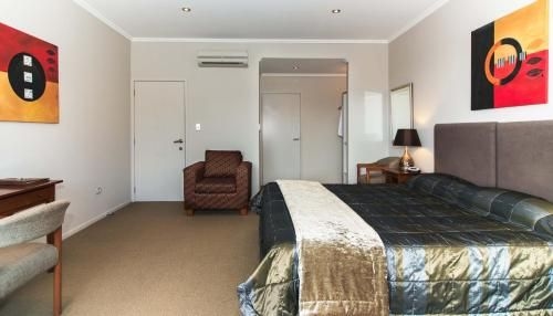 Decks Of Paihia4