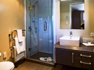 Edgewater Palms Apartment4
