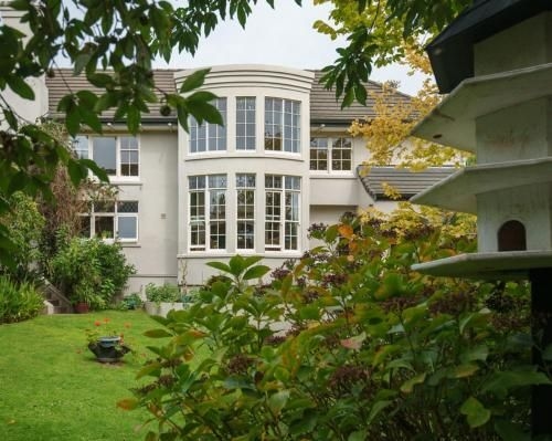 Greenmantle Estate Lodge0