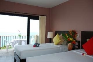 บลูฮิลล์ รีสอร์ท (Blue Hill Beach Resort by Le Palais Hotel)1