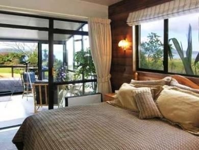 Waiteti Lakeside Lodge4