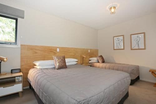 Twin Room with Private Bathroom