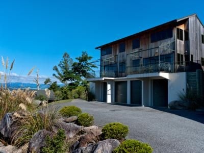 Oreti Apartments0