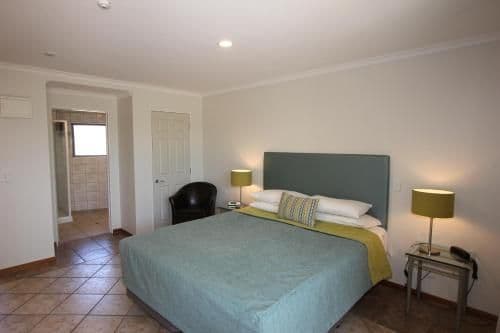 Two-Bedroom Apartment with Hot Tub