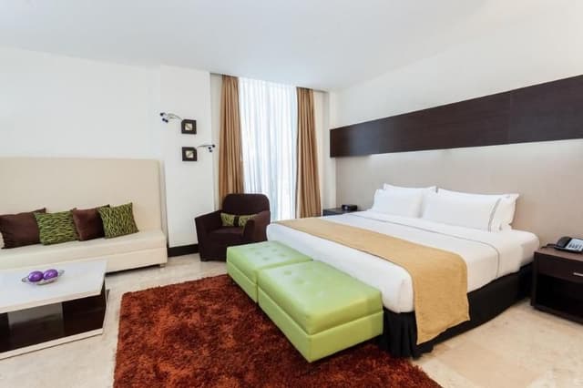 DOUBLE SUPERIOR KING BED