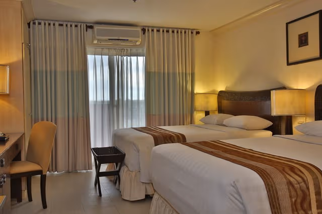 SUITE ONE BEDROOM