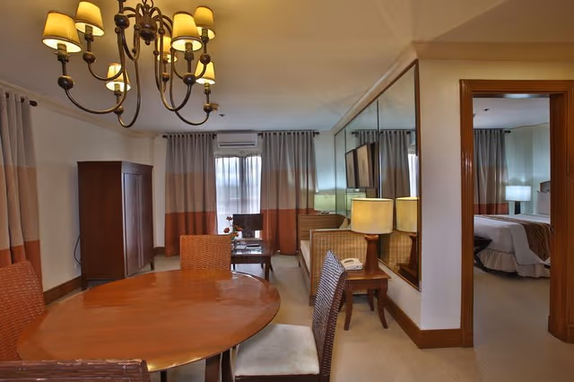 SUITE TWO BEDROOMS