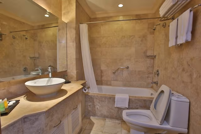 SUITE TWO BEDROOMS