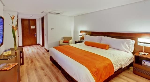 DOUBLE KING SIZE BED