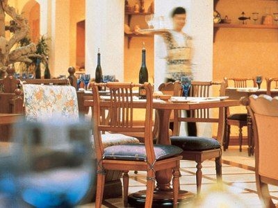 อินเตอร์คอนติเนนทัล สิงค์โปร์ (InterContinental Singapore)4