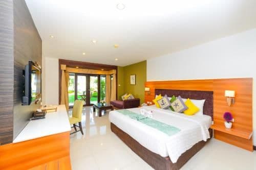 Grand Deluxe Room