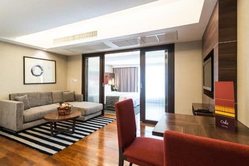 Premier Suite