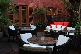 Ananda Hotel Boutique3