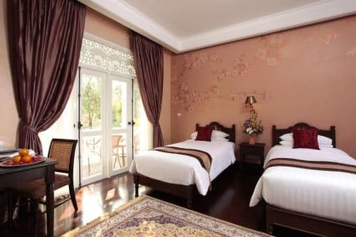 Grand Deluxe Twin Room