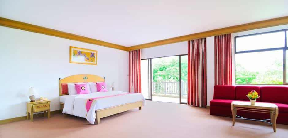 สักภูเดือน โฮเต็ล แอนด์ รีสอร์ท สักภูเดือน โฮเต็ล แอนด์ รีสอร์ท