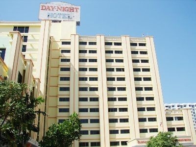 นิว เดย์ไนท์ (New Day Night Hotel)0