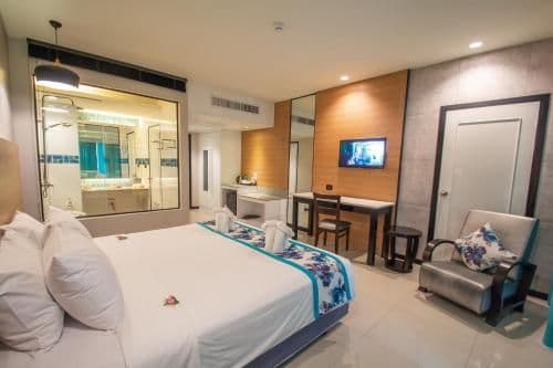 Deluxe Double or Twin Room