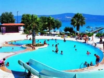 Holiday Resort2