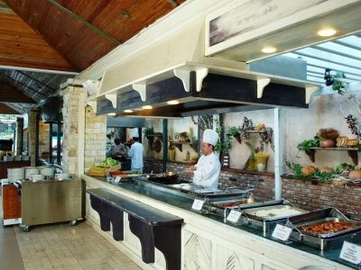 Grand Yazici Mares1