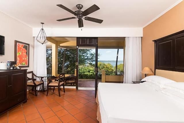 DOUBLE DELUXE OCEAN VIEW