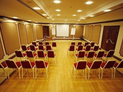 Lares Park Hotel1