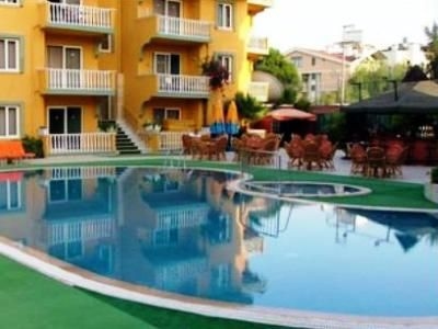 Club Sultan Maris1