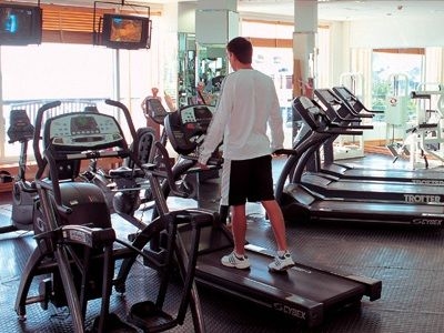 Dubai Marine Beach Resort And Spa2