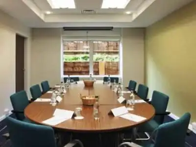 Holiday Inn Express Cambridge Duxford Holiday Inn Express Cambridge Duxford